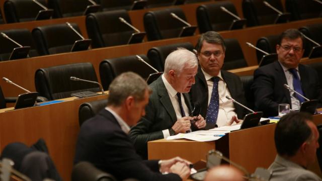 Eloy Suárez (PP), durante su intervención en la comisión.