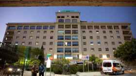 Hospital Regional de Málaga, donde se encuentra ingresada en estado muy grave la mujer agredida.