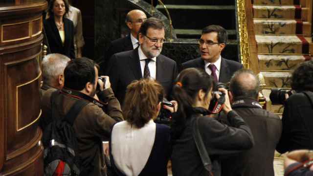 El presidente del Gobierno, Mariano Rajoy, junto a su nuevo jefe de gabinete, José Luis Ayllón.