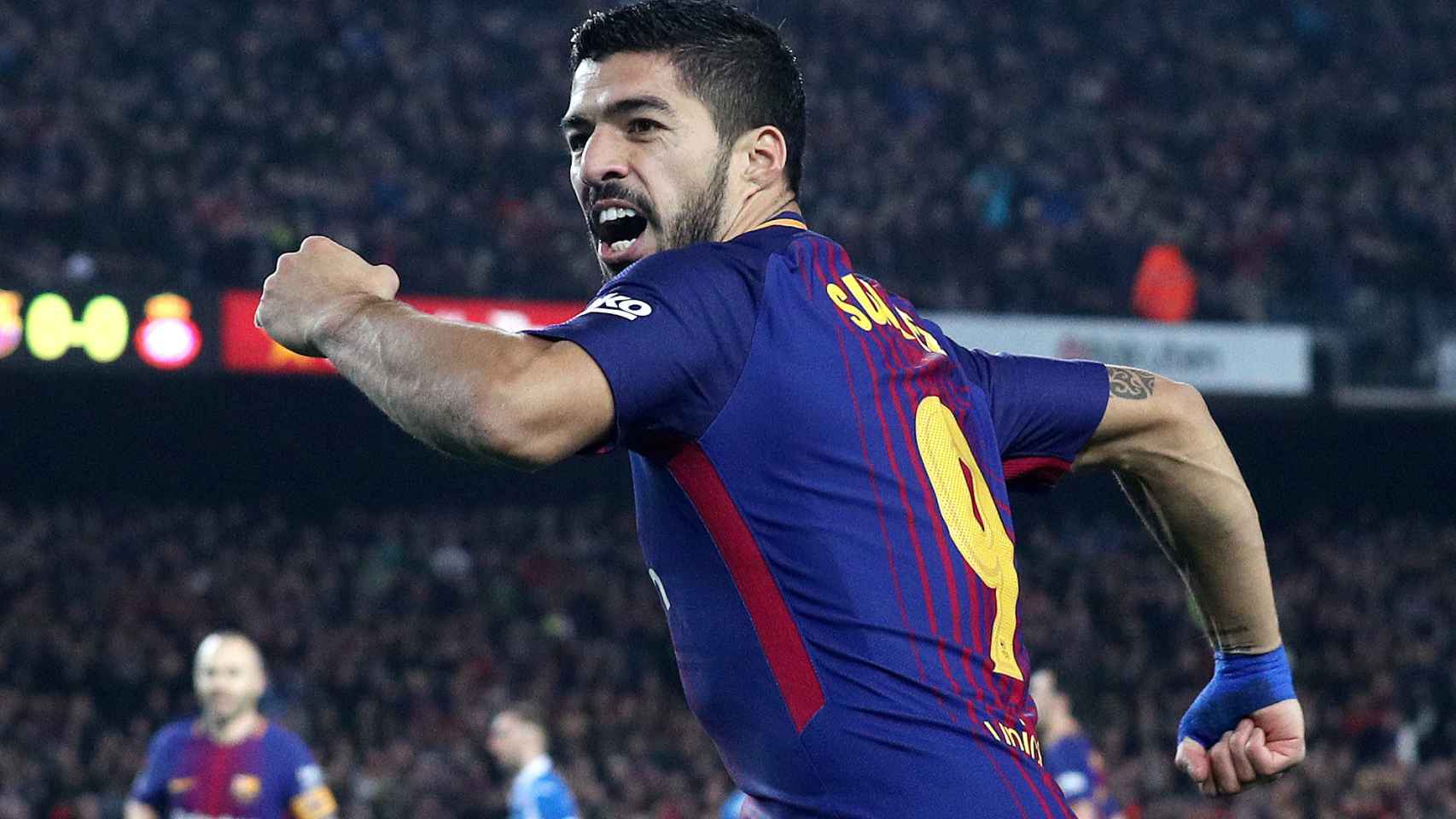 Luis Suárez marcó el primer gol del Barcelona en el minuto 8.