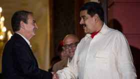 El expresidente José Luis Rodríguez Zapatero y el presidente de Venezuela, Nicolás Maduro.