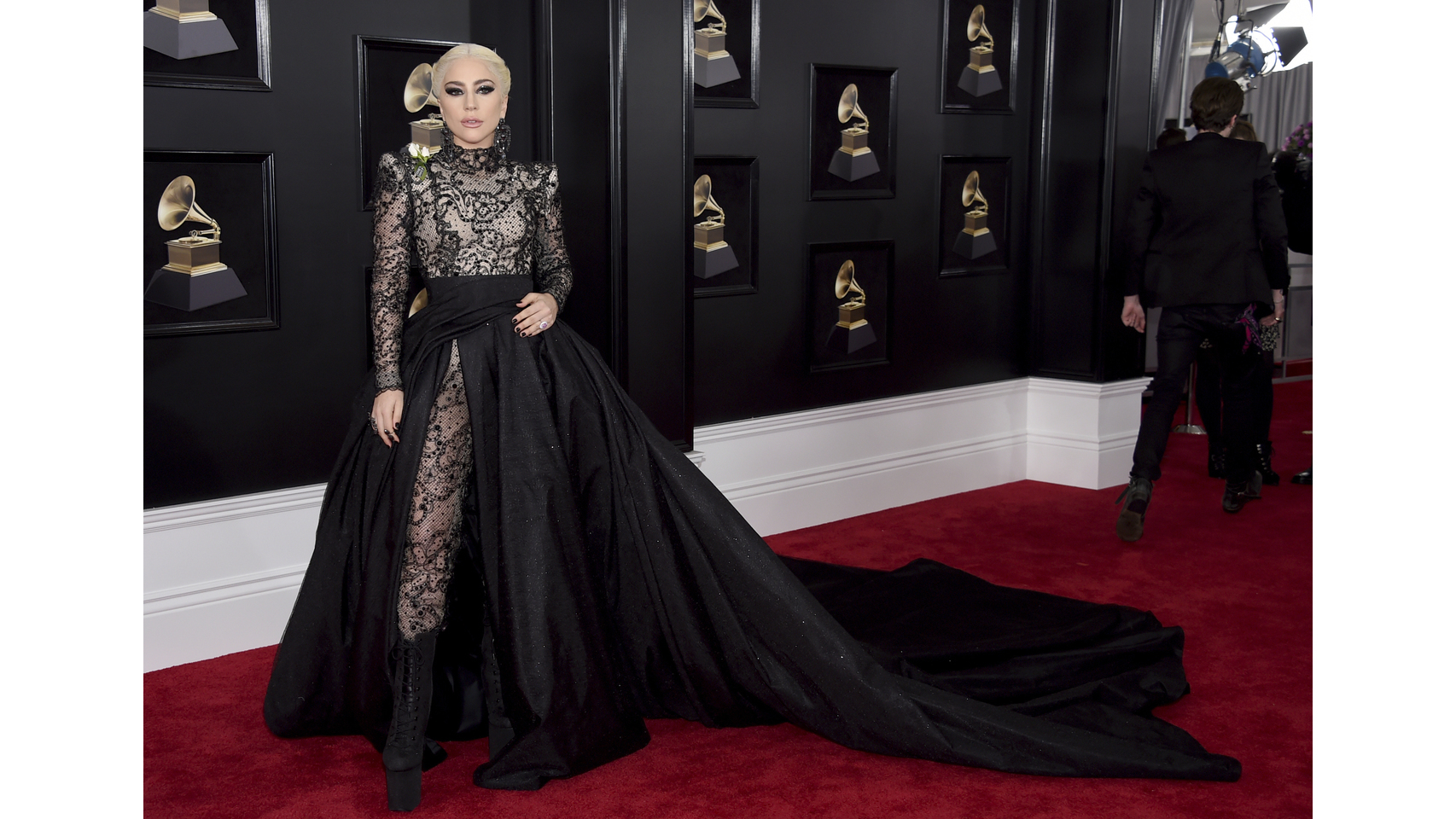 El color negro denuncia en la gala de los Grammys 2018