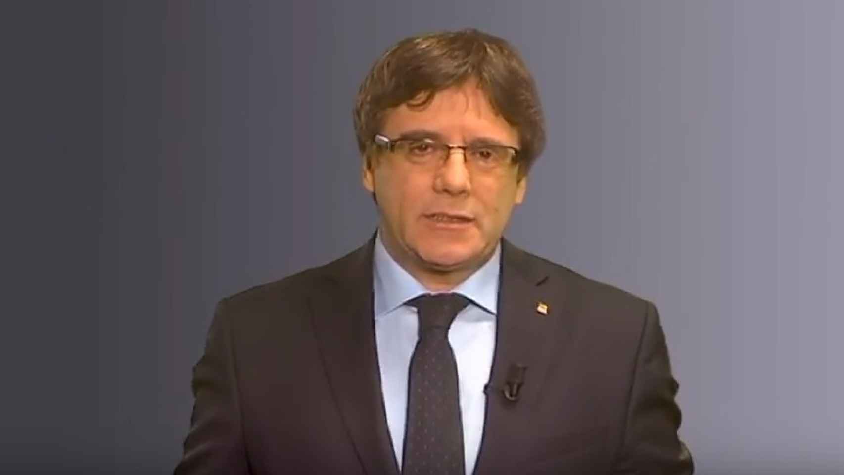 Carles Puigdemont en el vídeo que ha difundido en las redes sociales.