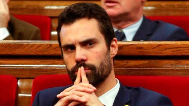 Roger Torrent en el Parlament.