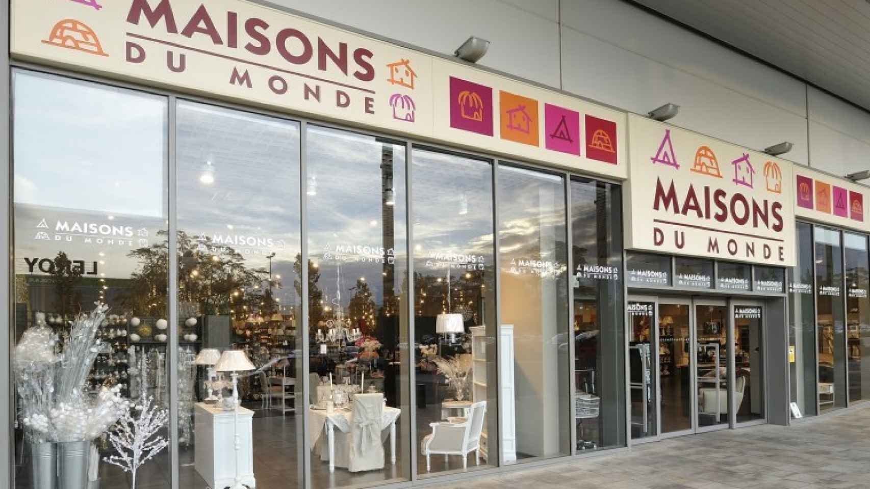 Una tienda de Maisons du Monde, en el centro comercial Puerto Venecia (Zaragoza).