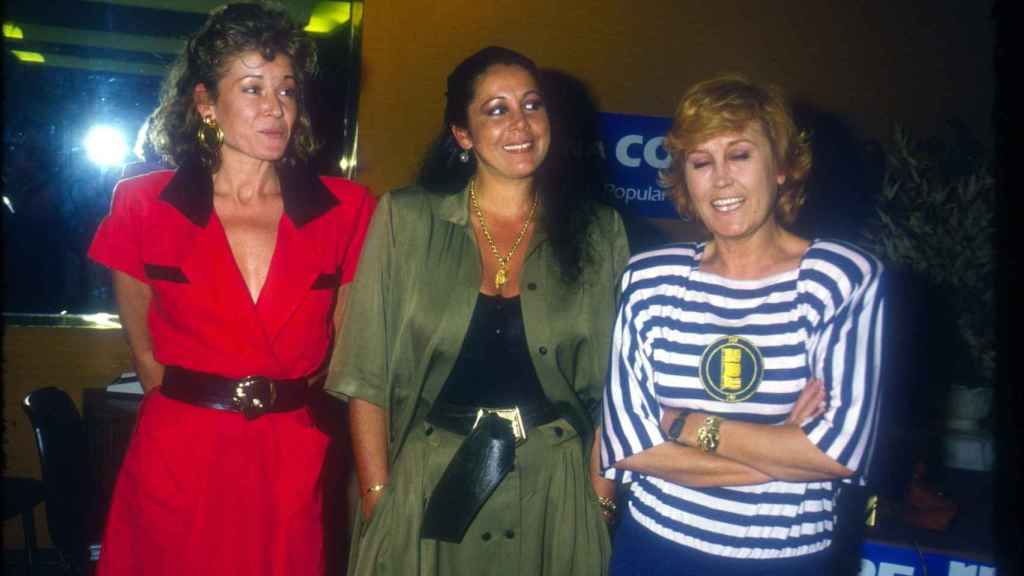 Mila Ximénez, Isabel Pantoja y Encarna Sánchez.