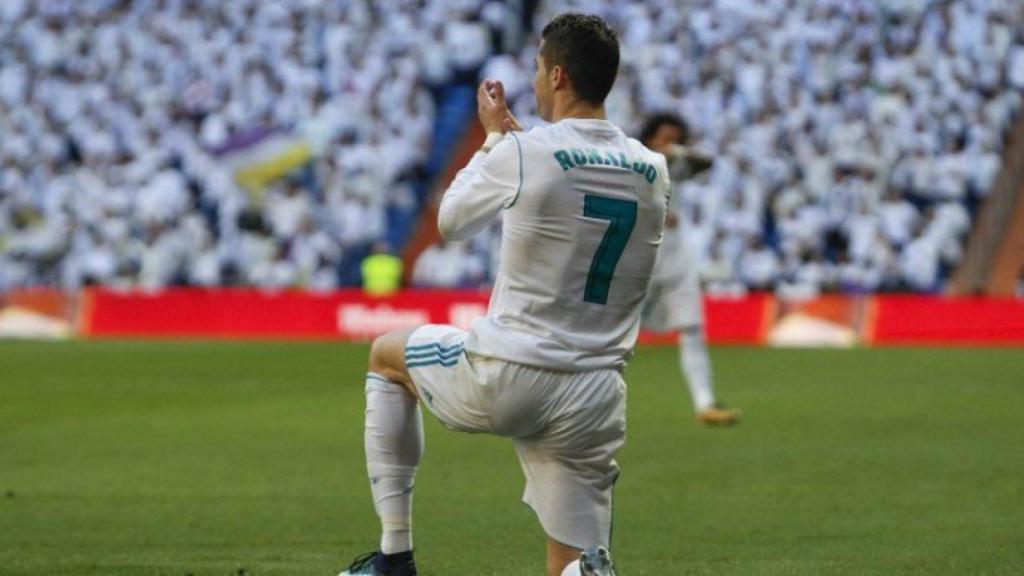 Cristiano, contra el Deportivo. Foto: Manu Laya / El Bernabéu