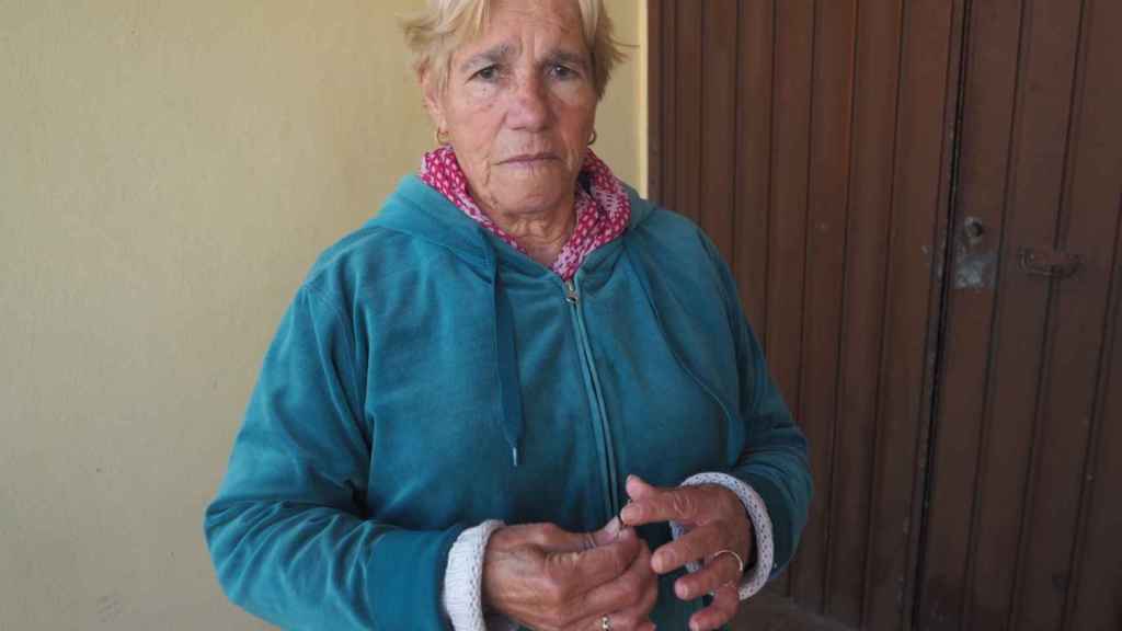 Neusa Martins, de 78 años, es la madre de Antonio Anglés. Transcurridos 25 del hallazgo de los cuerpos de las tres niñas asesinadas, la mujer, de origen brasileño, concede una entrevista de 30 minutos a EL ESPAÑOL.
