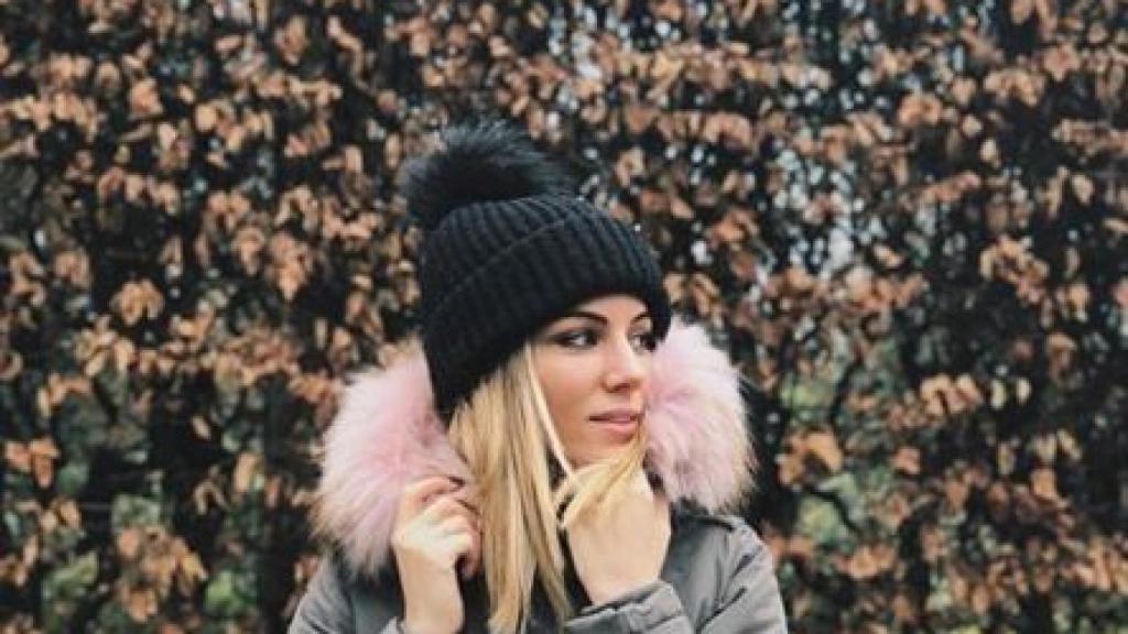 Edurne con su chaquetón