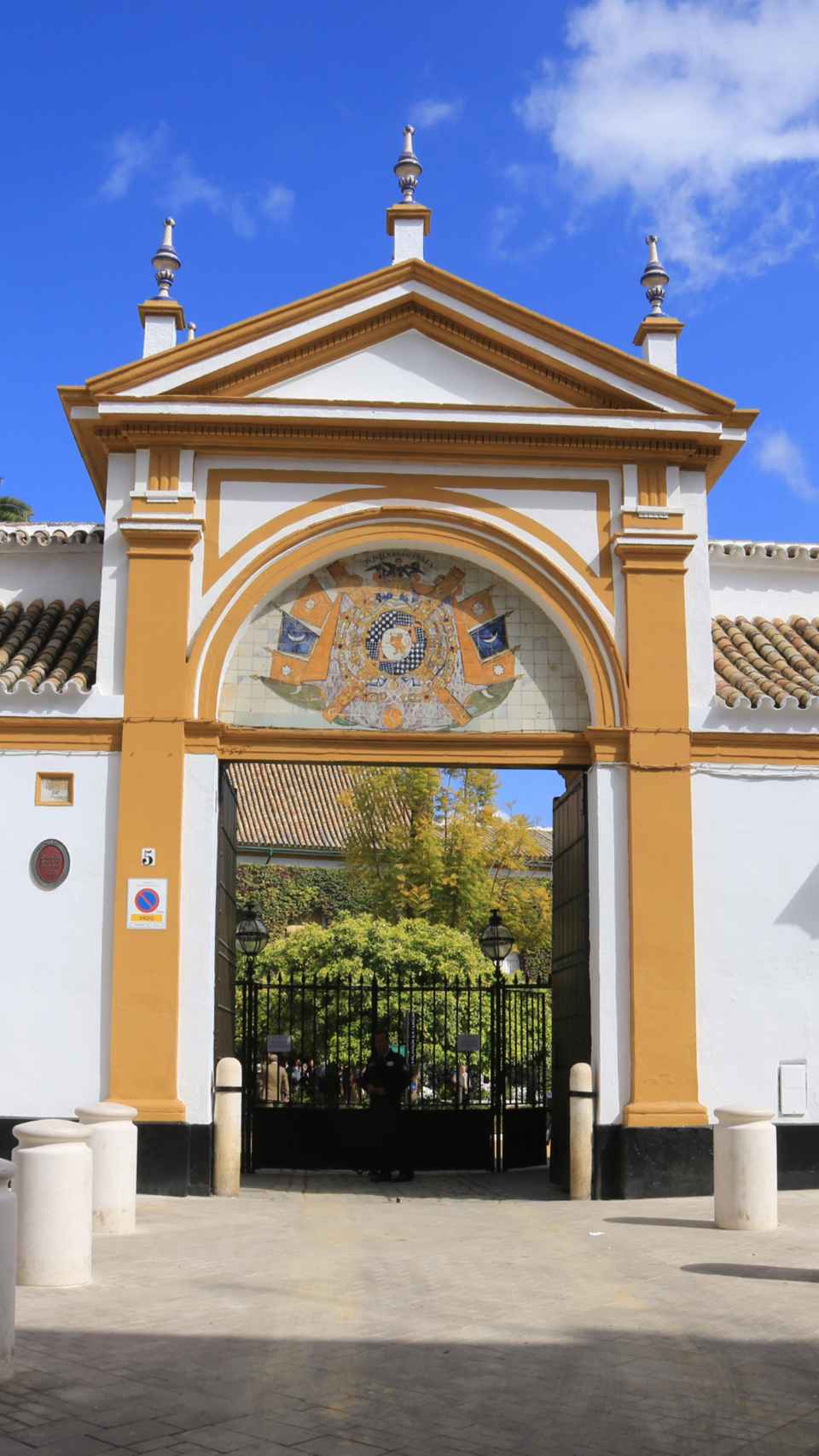 La fachada del palacio.