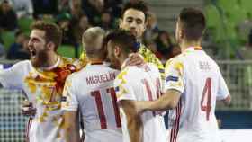 España celebra el pase a la final del Euro Futsal 2018. Foto Twitter (@SeFutbol)