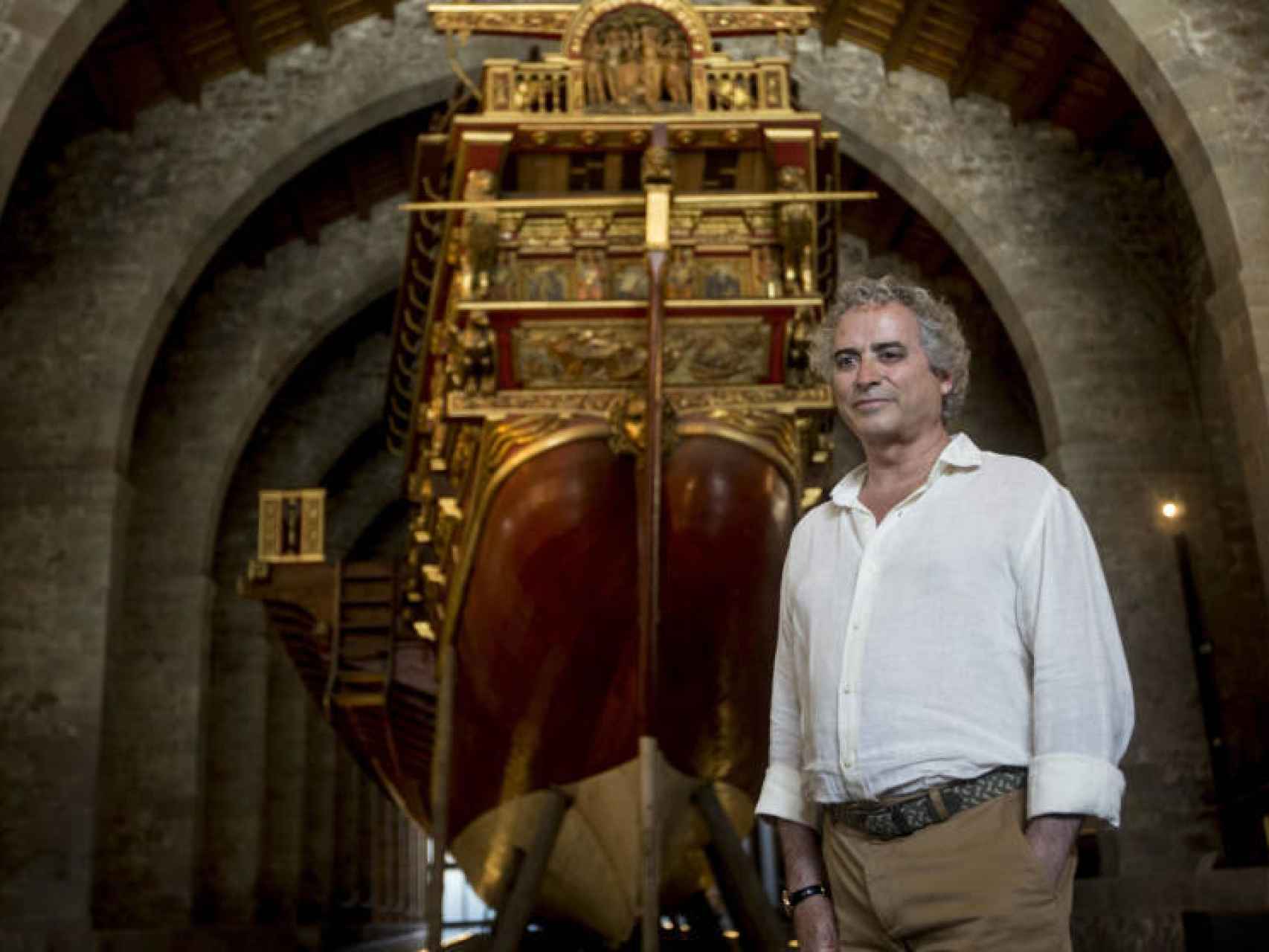 Ildefonso Falcones presentando la secuela de La catedral del mar. EFE.