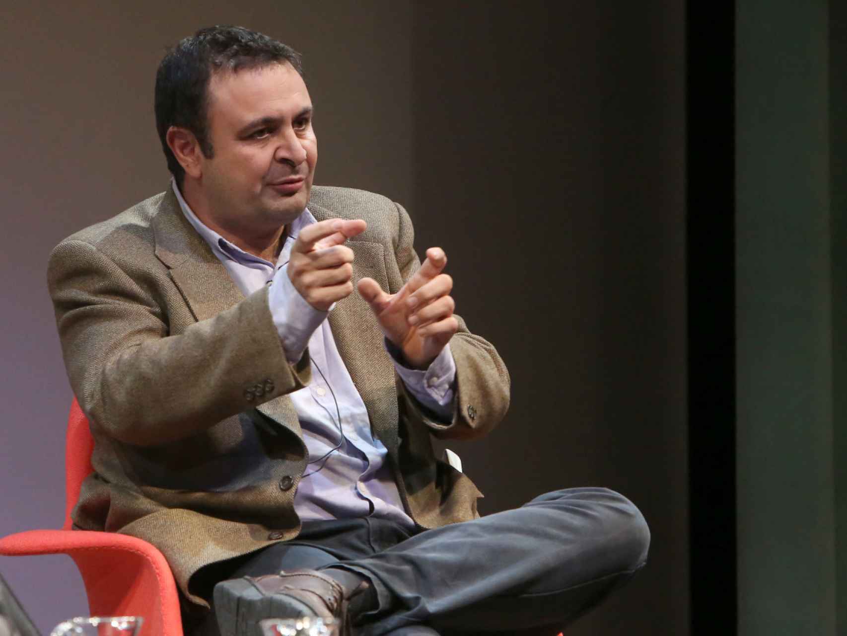 Ignacio Sánchez-Cuenca cree que la determinación de las ideas políticas procede de la moral.