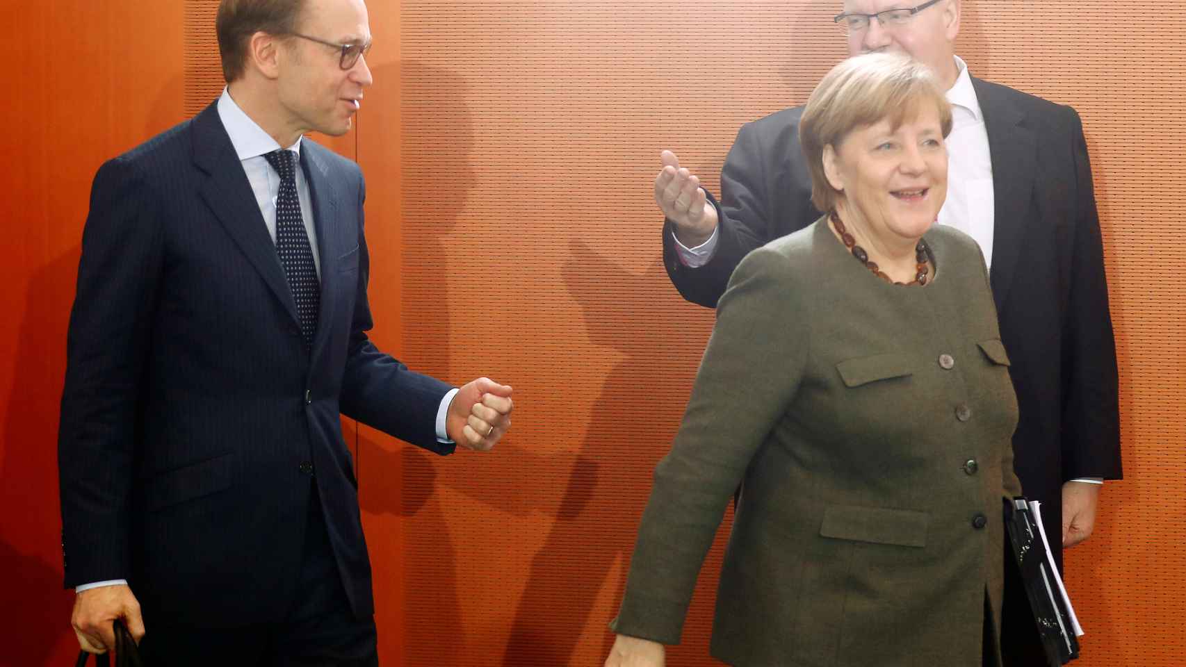 Weidmann y Merkel, durante una reciente reunión del Gobierno alemán