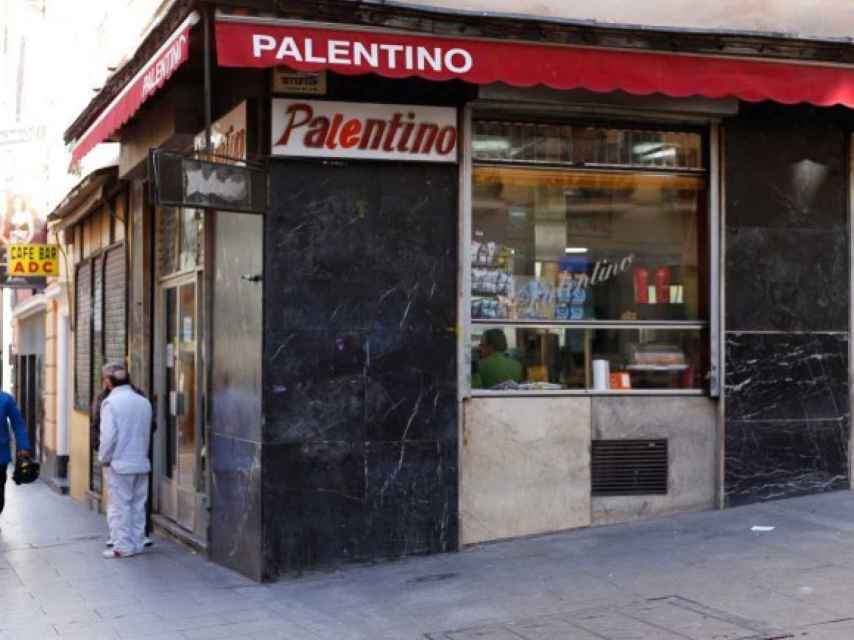Fachada del bar El Palentino.