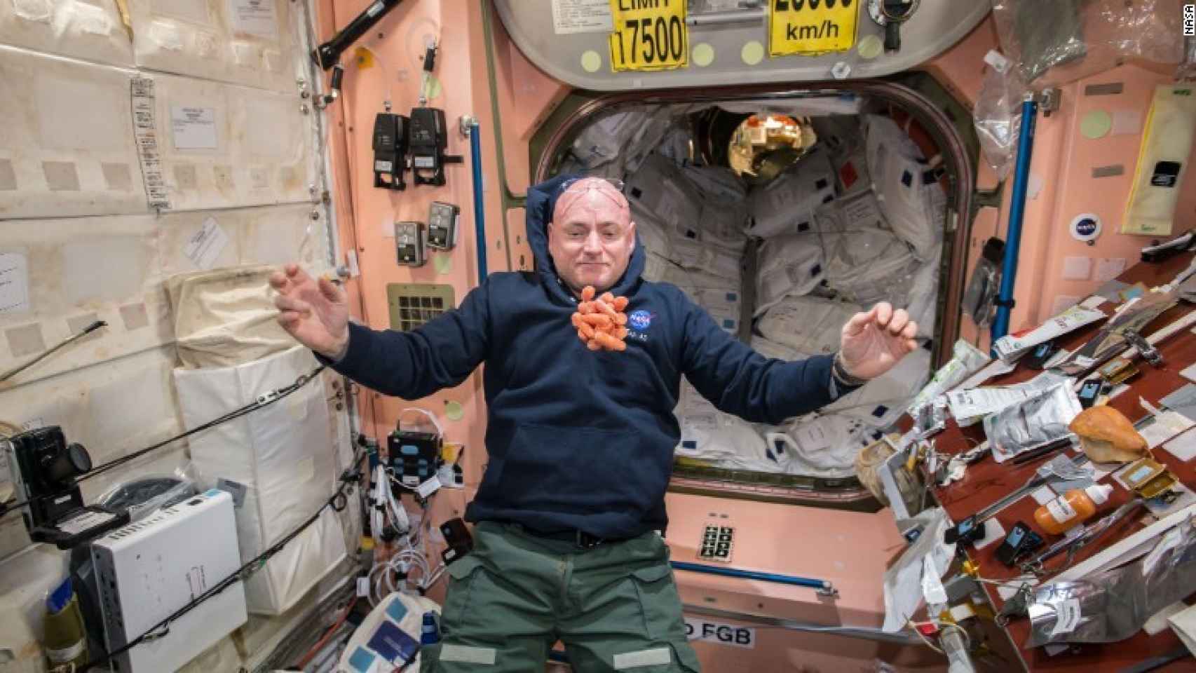 astronauta ruso iss estacion espacial internacional