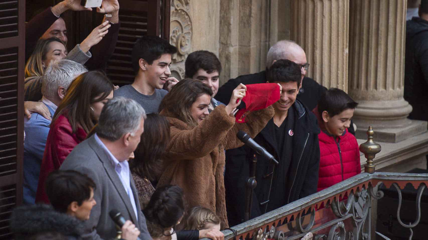Amaia, ganadora de OT 2017 llega la recepción al Ayuntamiento de Pamplona. PABLO LASAOSA