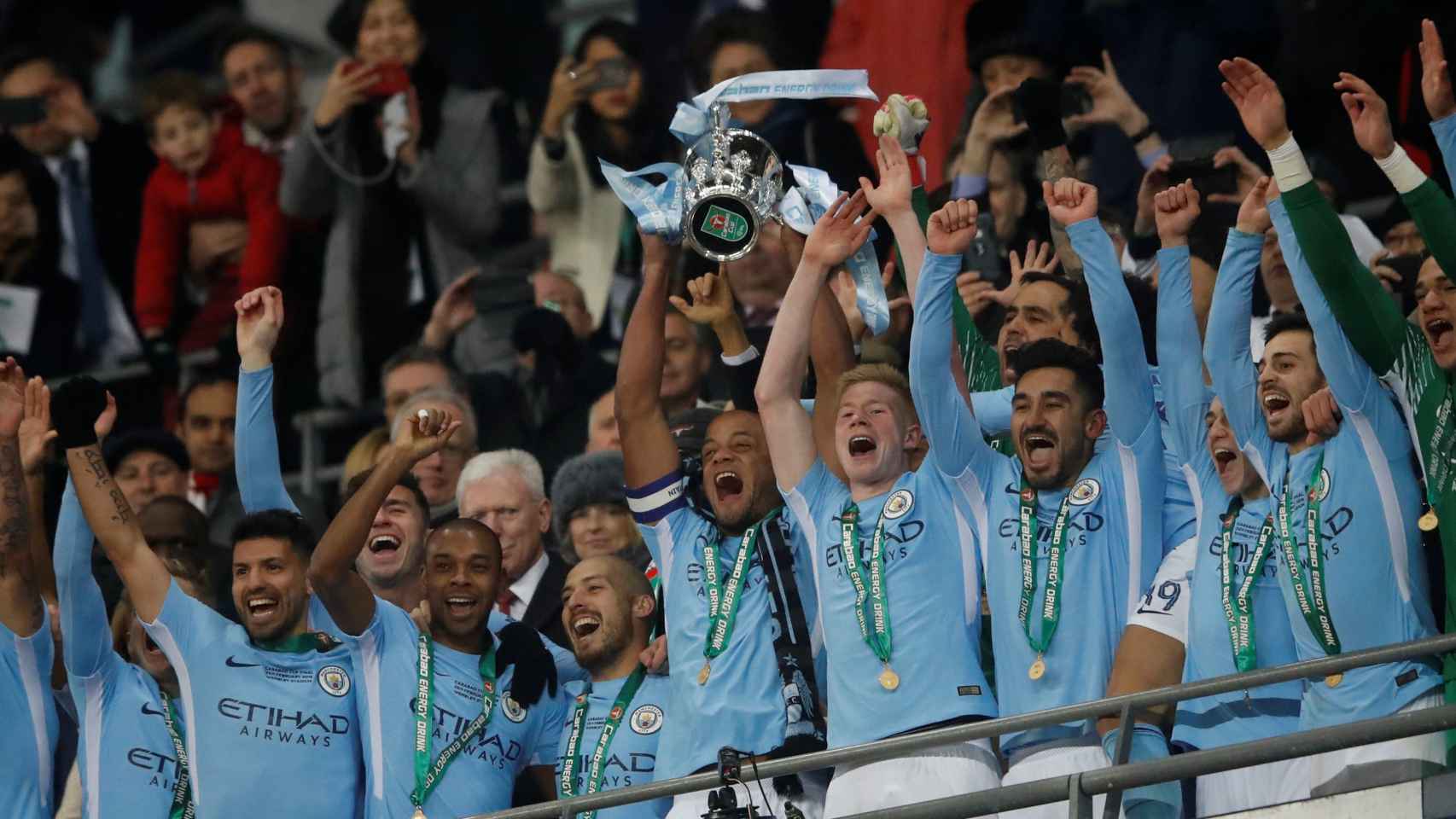 El Manchester City gana la Copa de la liga.