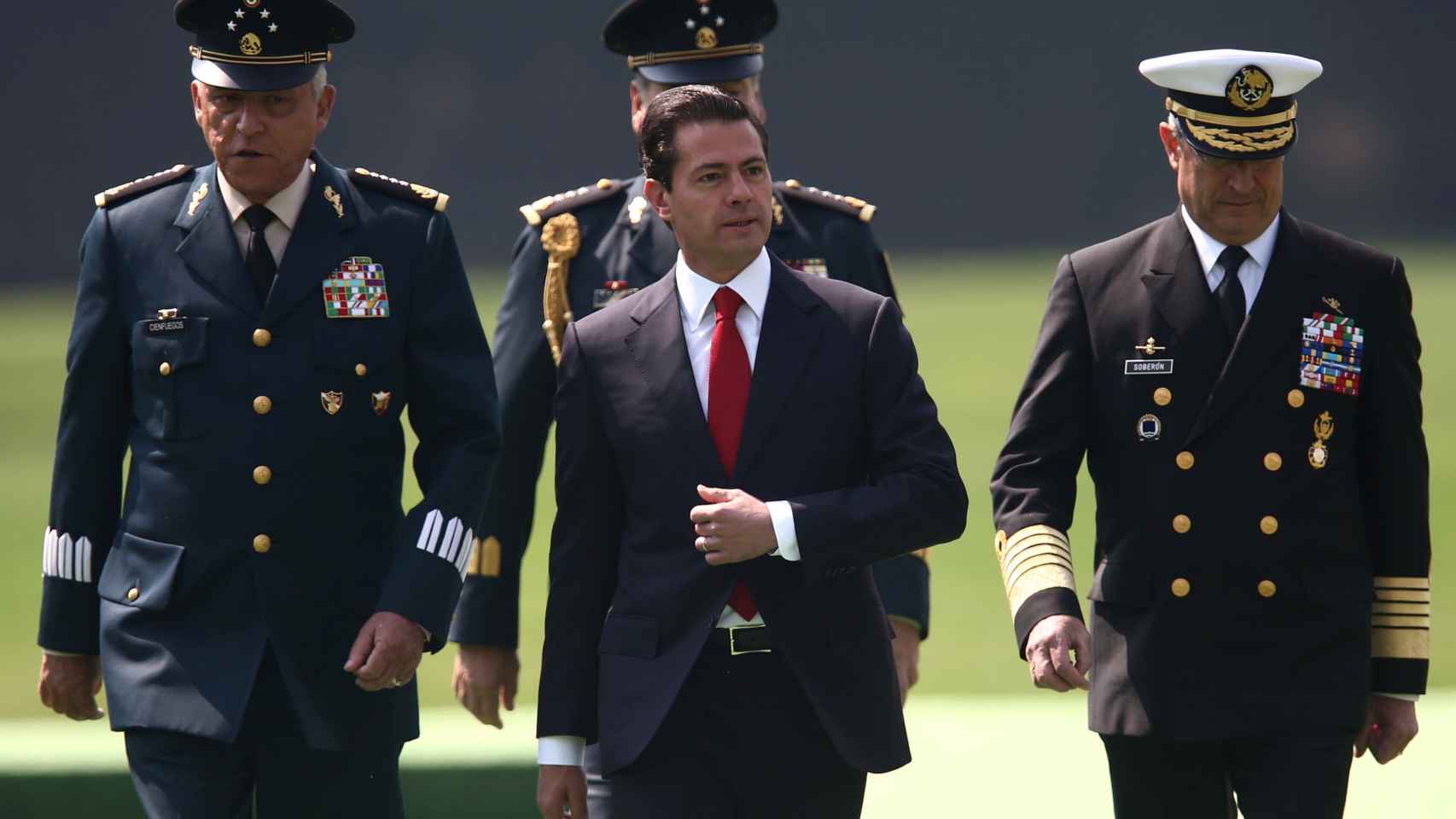 Enrique Peña Nieto durante la celebración del día de la bandera