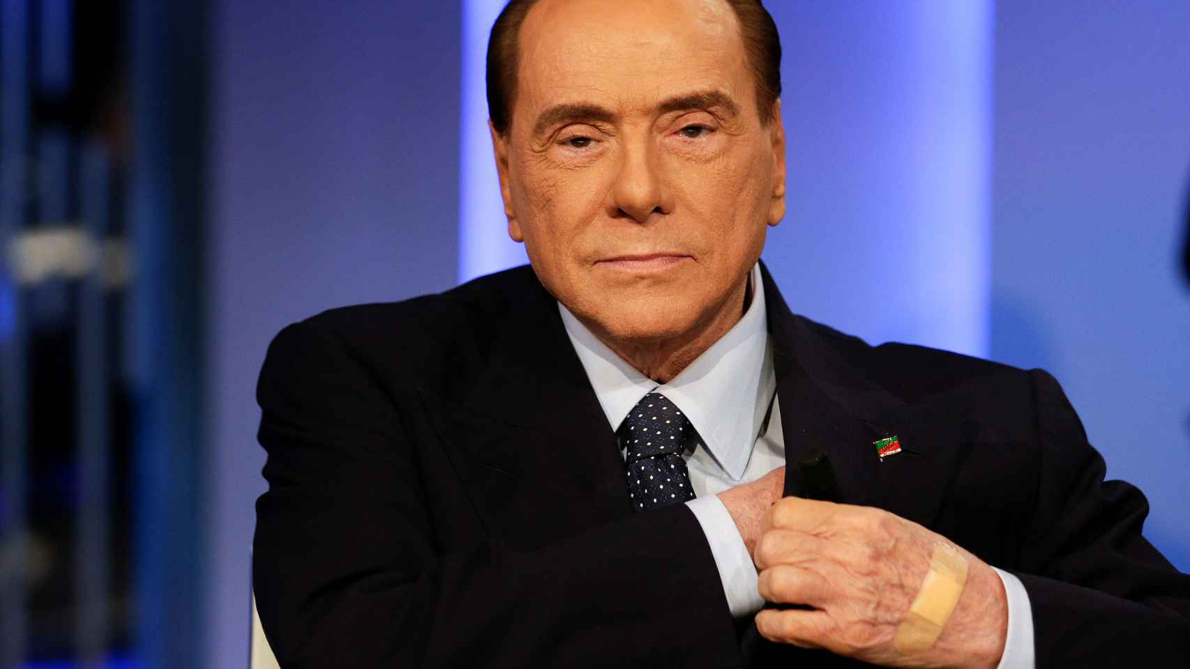 Berlusconi, durante la grabación de un programa electoral