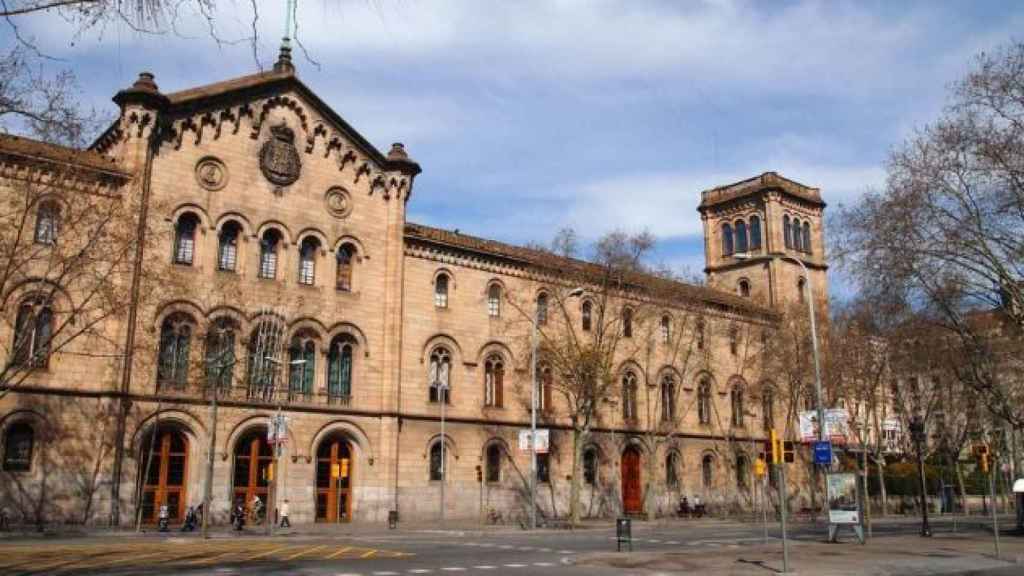 Fachada de la Universidad de Barcelona, el mejor campus posicionado en el ranking