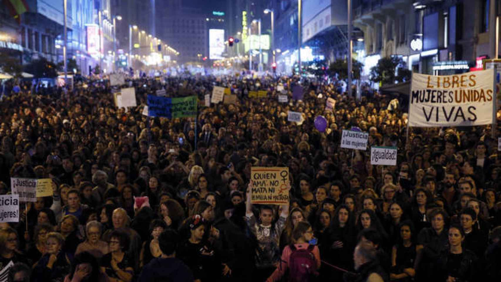 Imagen de la manifestación del 8 de marzo de 2017, en Madrid. EFE.