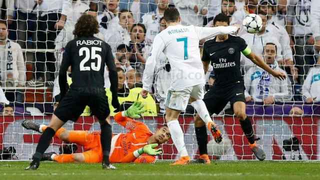 Cristiano Ronaldo marca el 2-1 al PSG