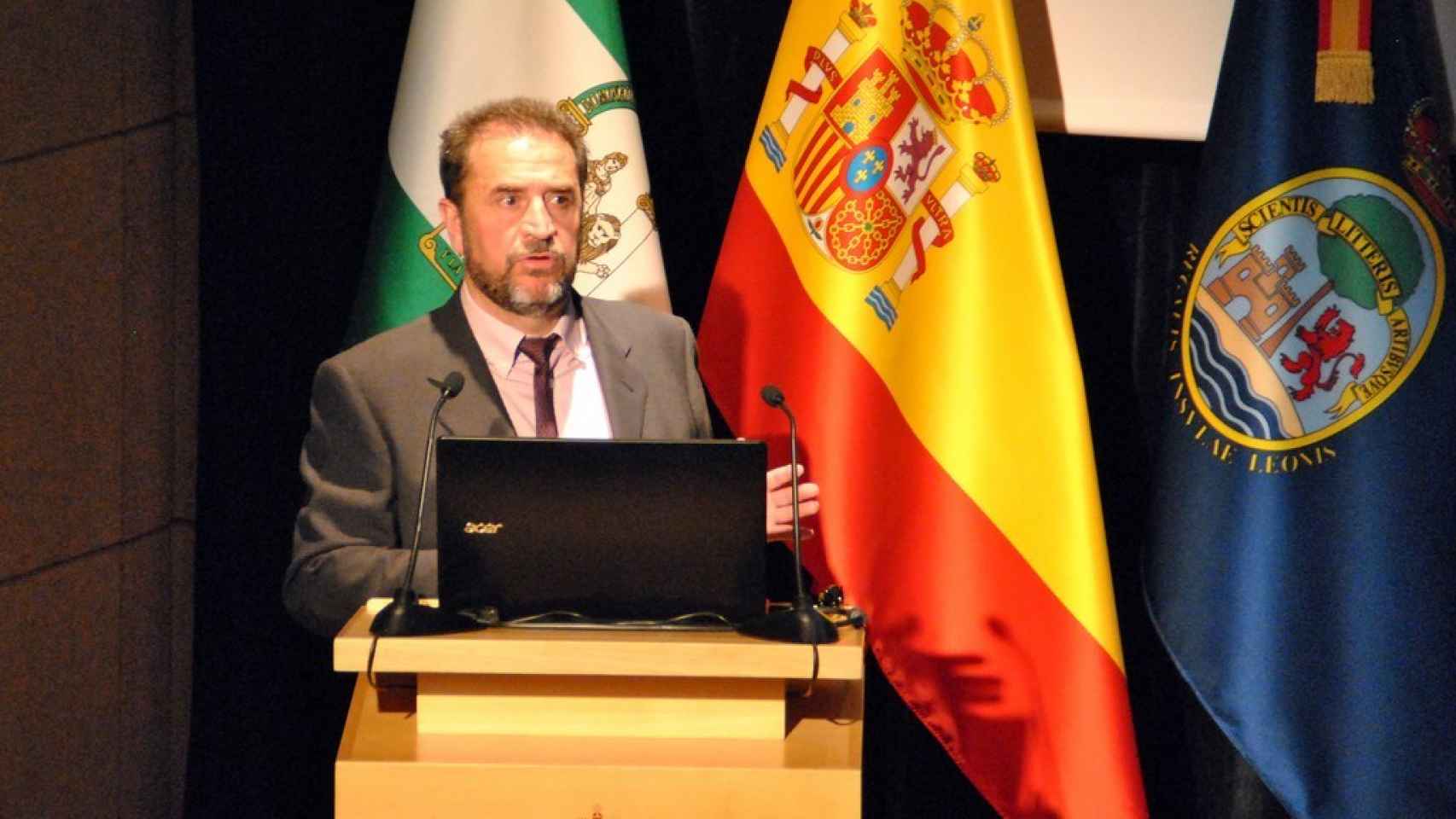 Javier Montojo Salazar, en una de sus conferencias.