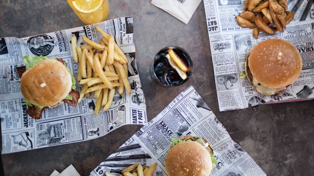 Santo Pecado burgers a la parrilla en Madrid