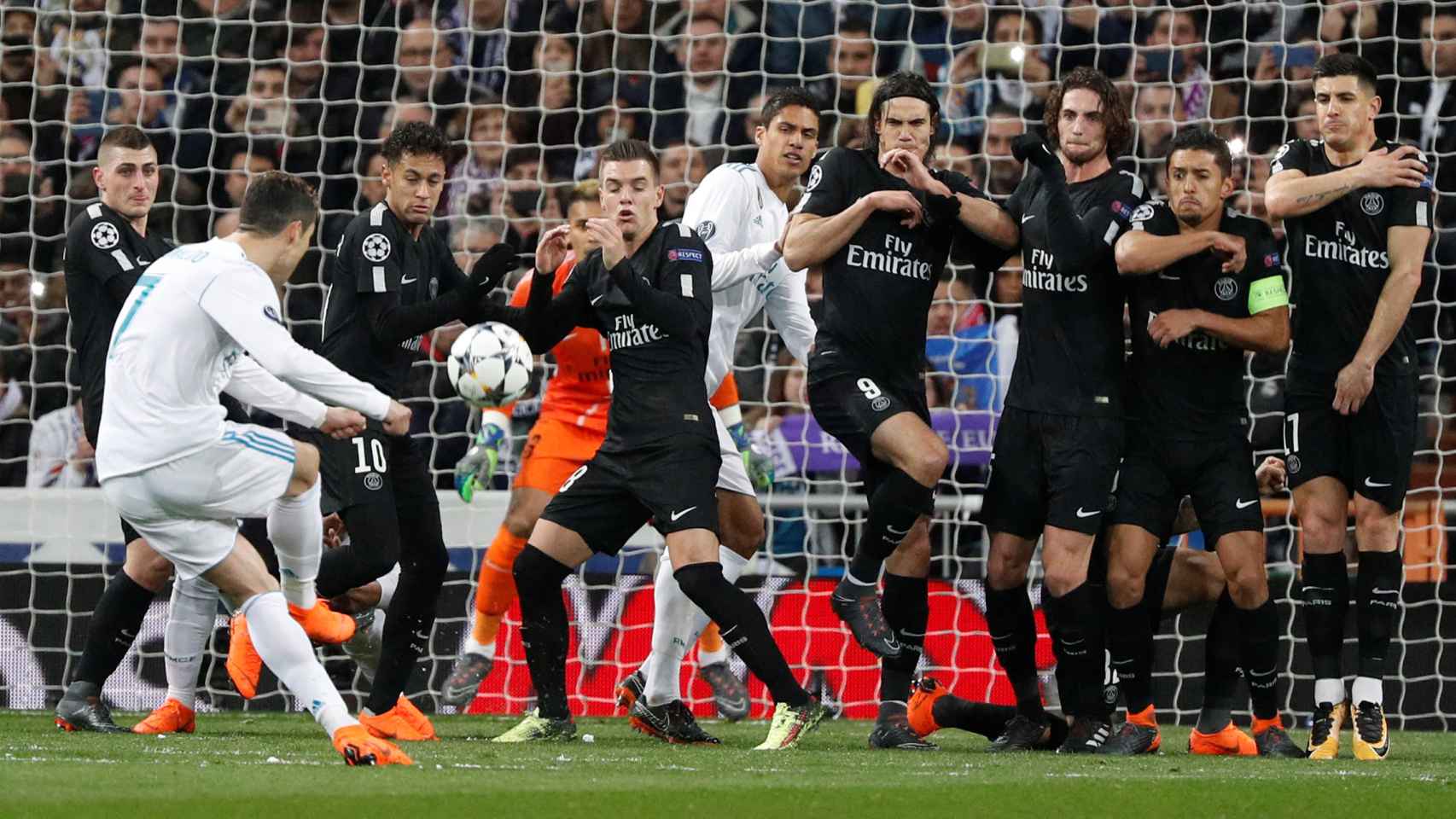 Cristiano buscará derribar la barrera del PSG, al que marcó dos goles en la ida.
