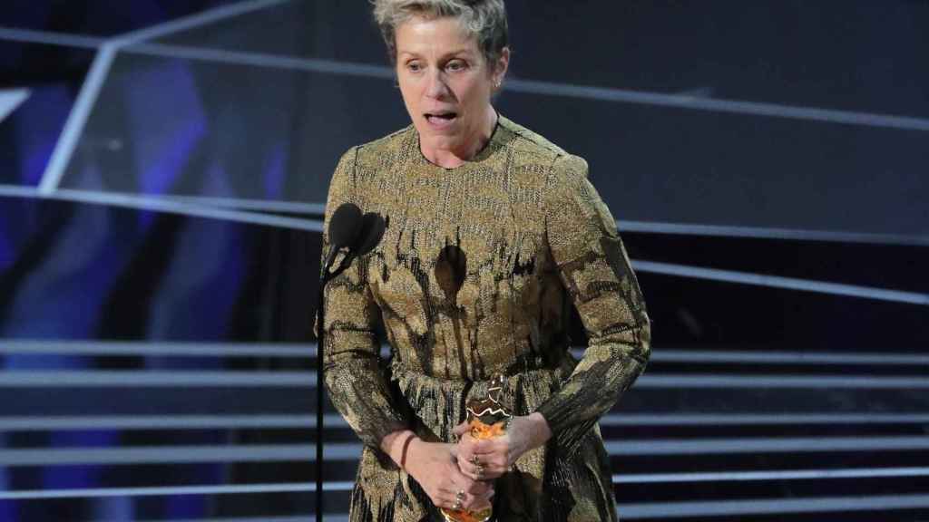 Frances McDormand, durante su discurso tras hacerse con el Oscar a 'Mejor actriz' por 'Tres anuncios en las afueras'.