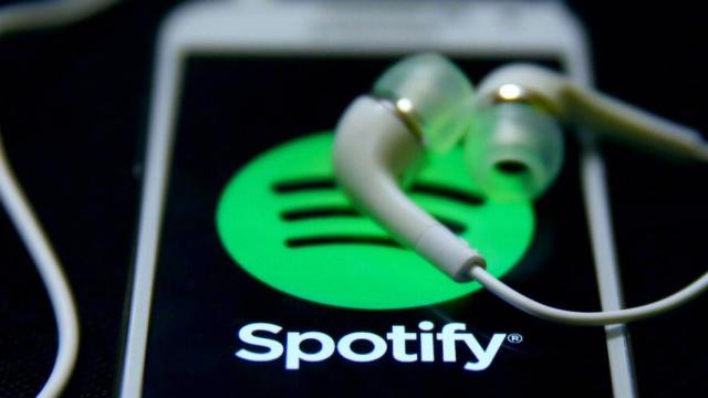 spotify telefono auriculares musica