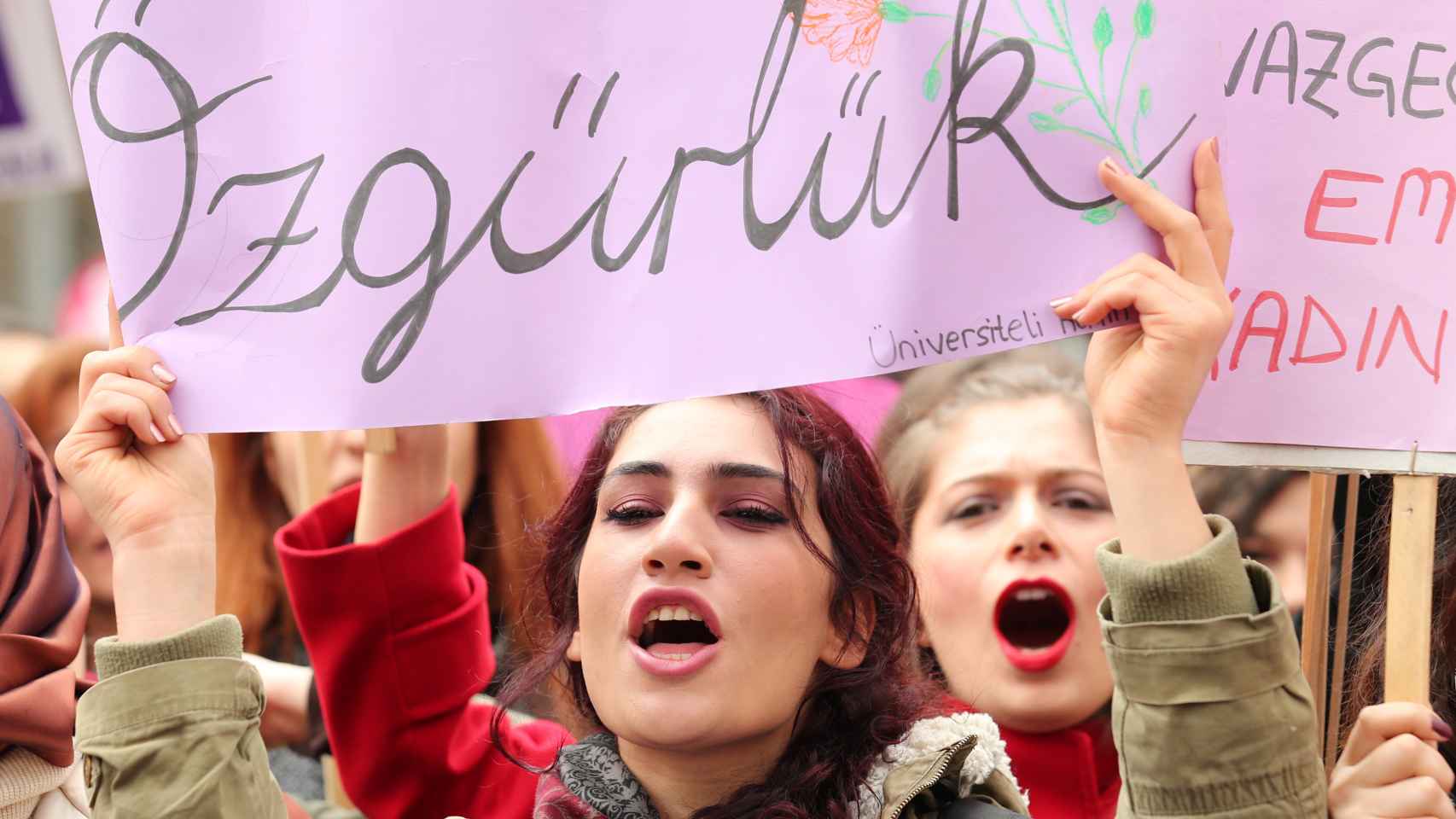 La huelga feminista del 8-M, foto a foto