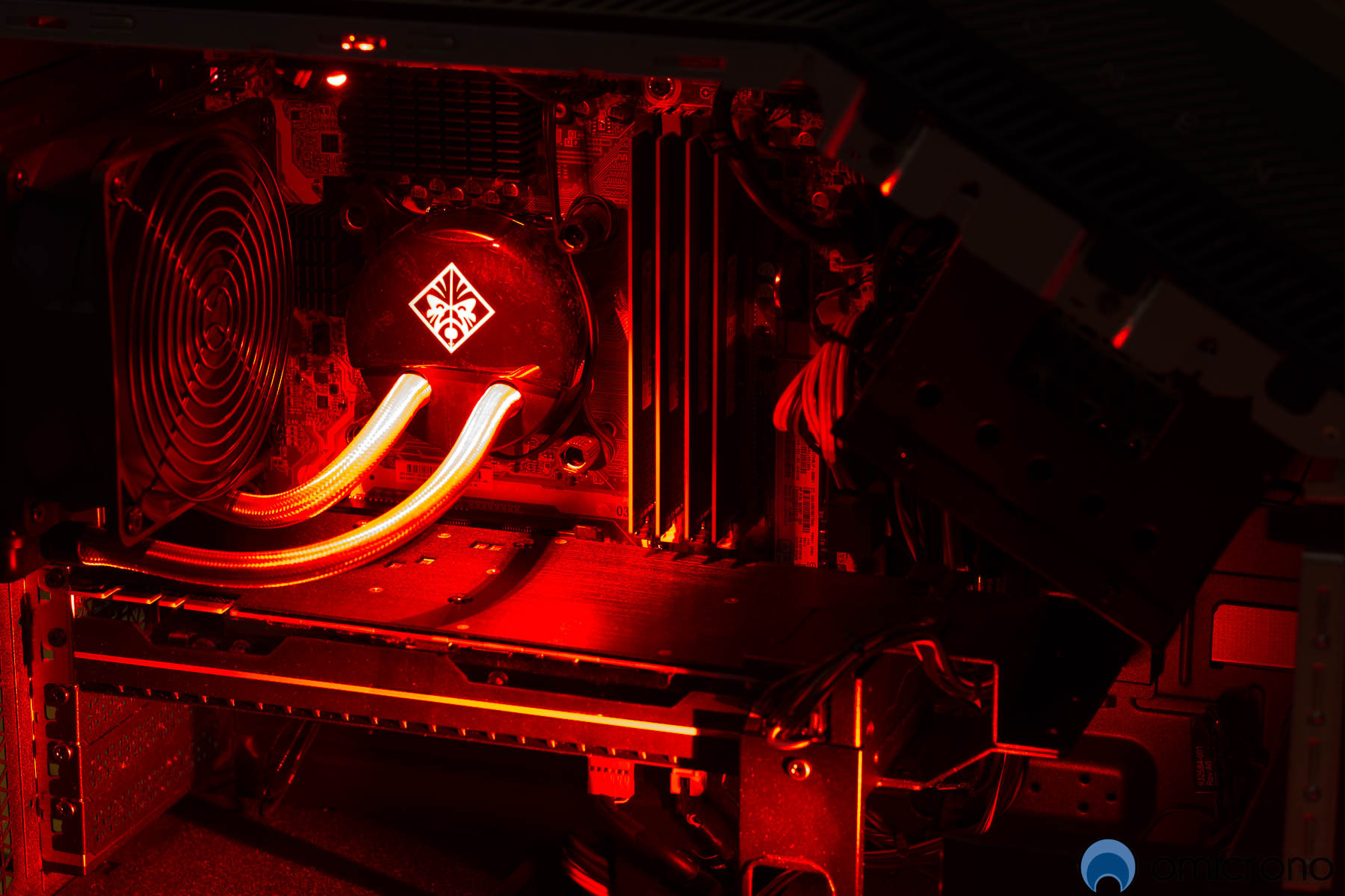 HP-Omen-880-5