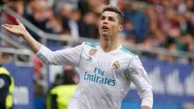 Cristiano Ronaldo celebra su gol al Eibar