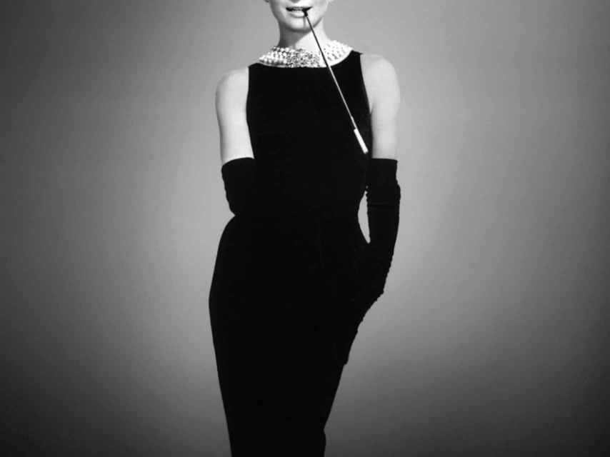 Adiós a Givenchy, el diseñador que convirtió a Audrey Hepburn en una  estrella
