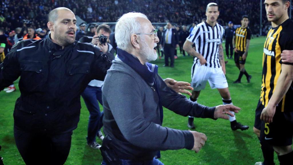 liga suspendida forma indefinida debido presidente del PAOK