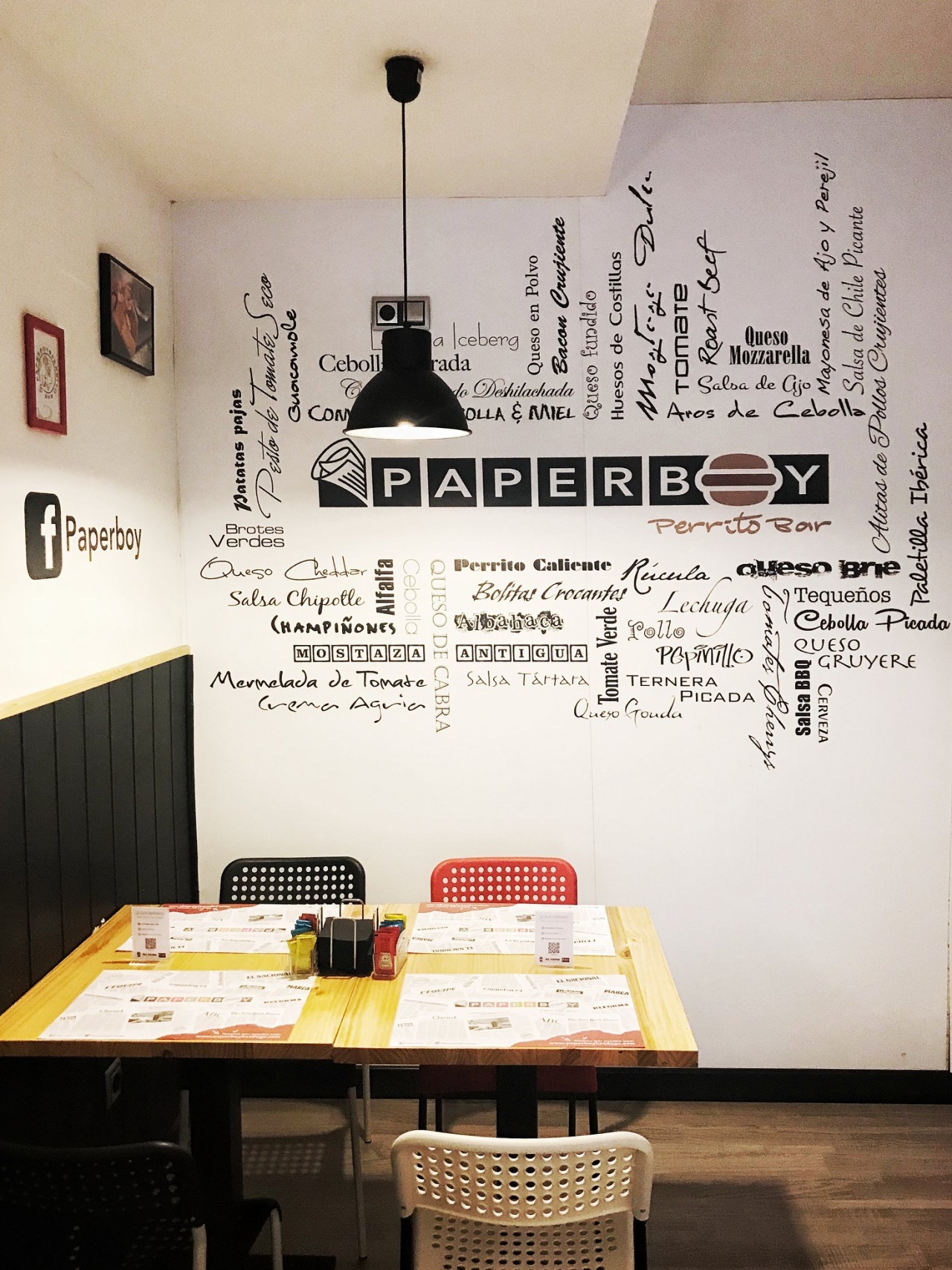 Paperboy Perrito Bar espacio