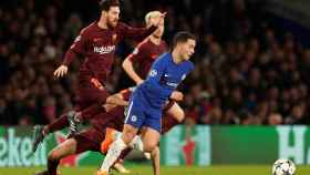 Hazard y Messi en el Chelsea- FC Barcelona de los octavos de final de la actual Champions League.