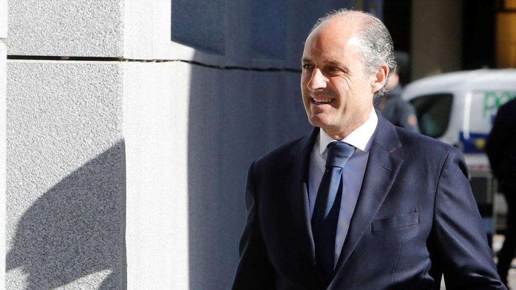 Francisco Camps llegando a la Audiencia Nacional en una foto de archivo.