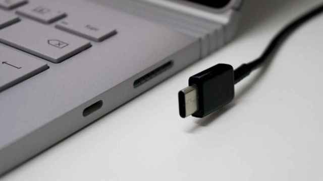 surface-book-2-usb-tipo-c