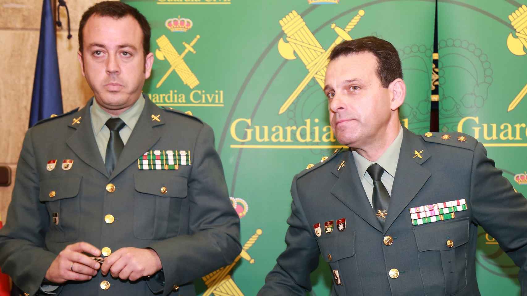 El teniente coronel José Hernández Mosquera y el comandante Juan Jesús Reina.