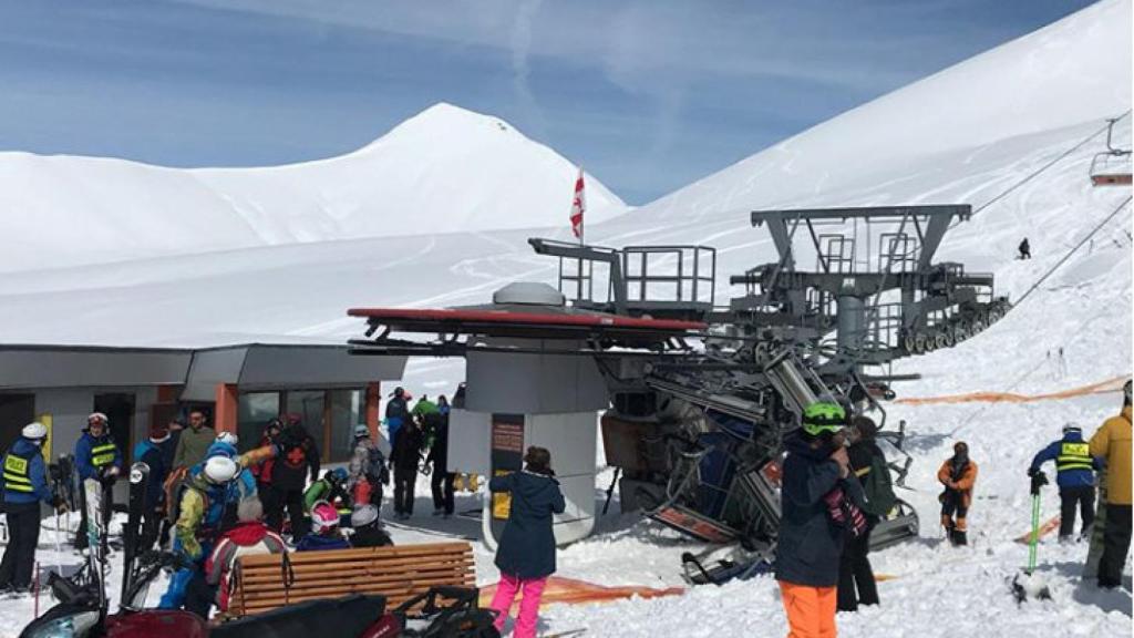 Así quedó la escena del accidente en la estación de esquí de Gudauri.