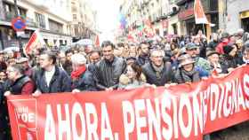 Pedro Sánchez, en la manifestación en Madrid por unas pensiones dignas.