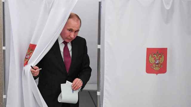 Putin arrasa en las presidenciales y se garantiza el poder hasta 2024