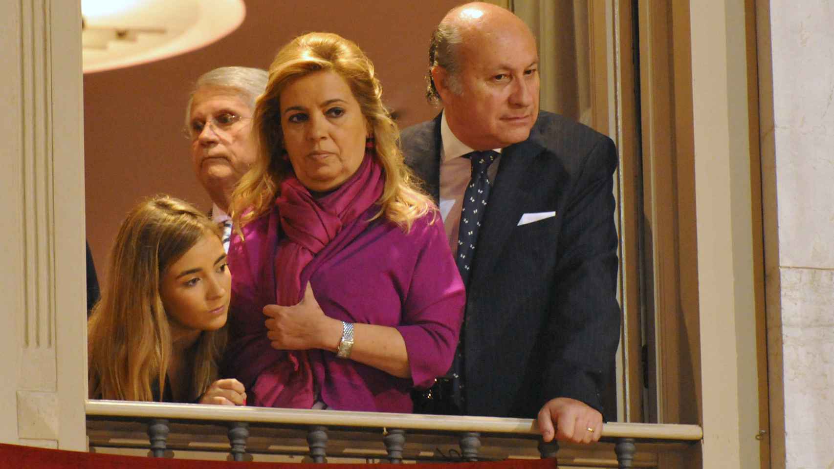 Borrego junto a su hija y su actual marido, José Carlos Bernal.