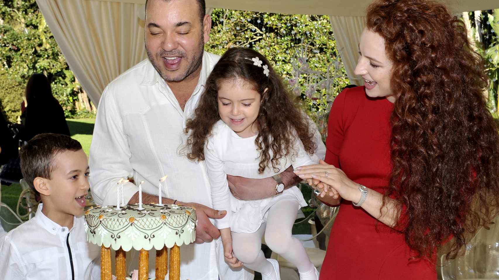 Lalla y Mohamed VI celebrando el cumpleaños de su hija.