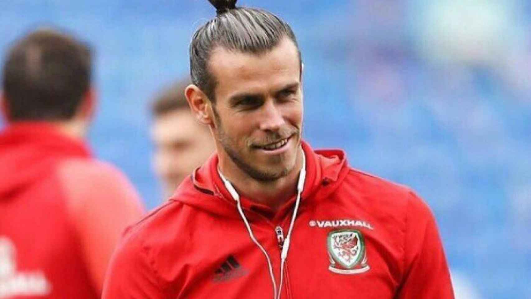 Bale con la selección de Gales. Foto Twitter (@GarethBale11)