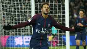 Neymar celebra un gol con el PSG, el vigente campeón de la Liga francesa.