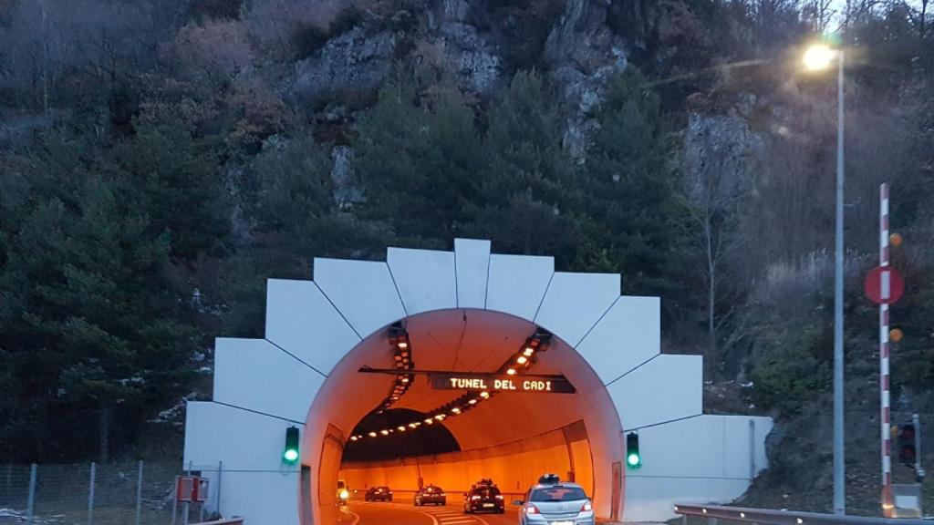 Entrada del túnel del Cadí